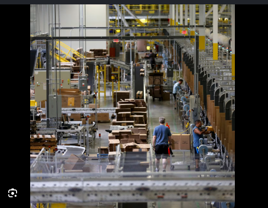 Warehouse team coordination